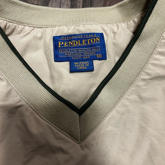Pendleton windbreaker - Picture 4 of 4